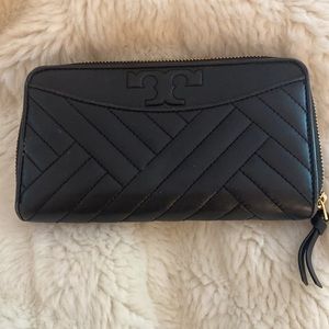 Tory Burch black wallet